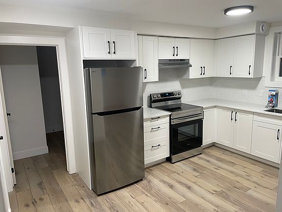 4th image of 65 Dillabough St #1