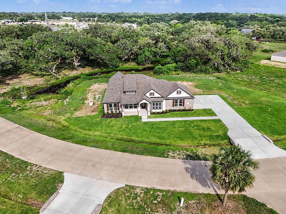 1st image of 22 Cattle Dr