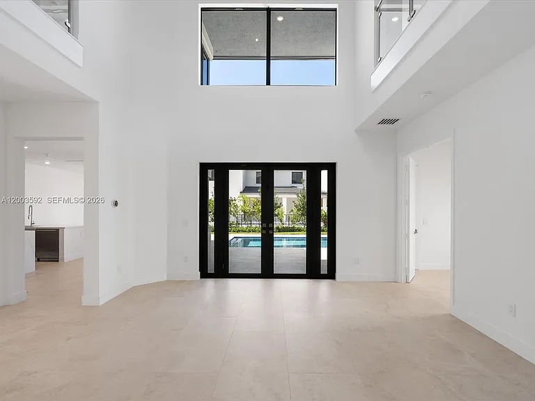 19602 NE 14th Ct — Photo 8