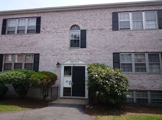 22 Lake Shore Ct APT 2, Brighton, MA 02135