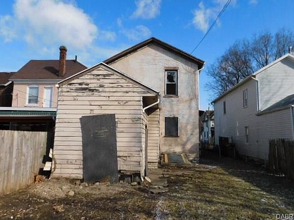 2nd image of 223 Linden Ave