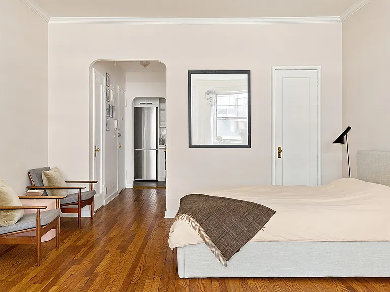 434 E 58th St #6B — Photo 2