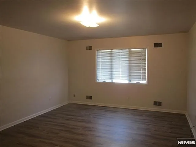 360 Ridge Rd #1 — Photo 5