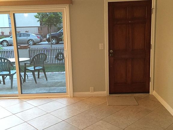 4th image of 1225 Pacific Beach Dr Unit 1L