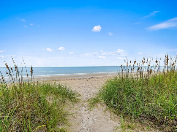 2801 N Hwy A1a Apt E, Fort Pierce, FL 34949
