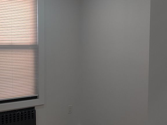 4th image of 9533 113th St Floor 1