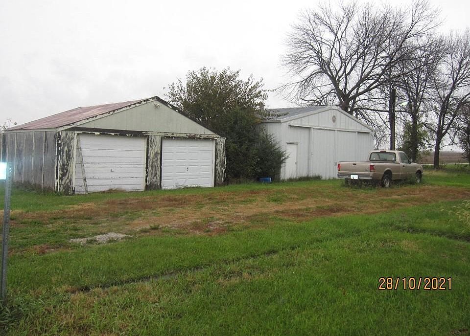 2nd image of 14682 Newport Dr