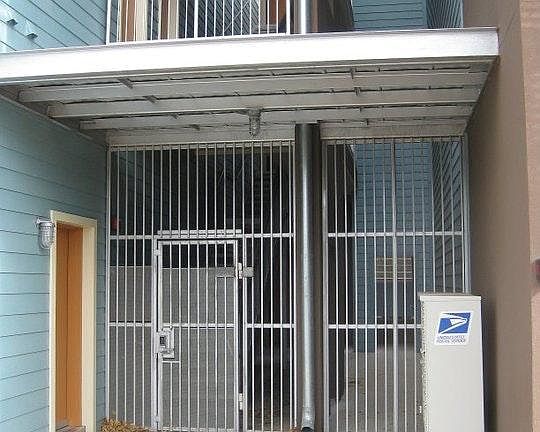 5th image of 2931 E 12th St Unit 308