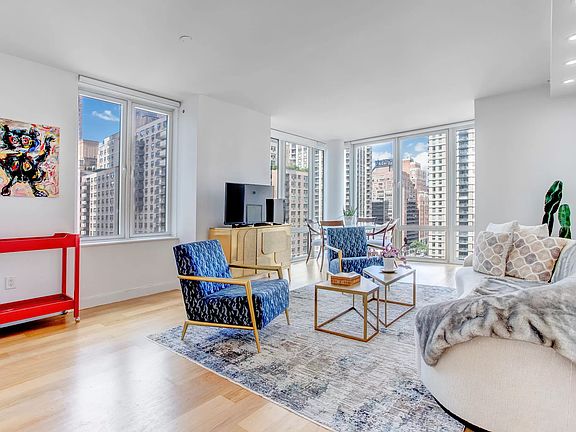 4th image of 408 E 79th St APT 10A