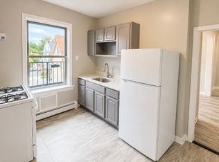 378 Park Ave #26, East Orange, NJ 07017