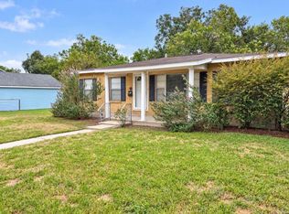 201 Laurel Ave, Victoria, TX 77901