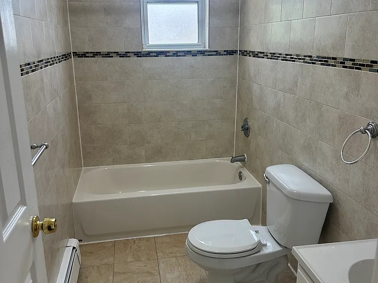 1459 Rosedale Ave #3B — Photo 6