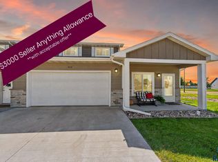 419 Harvest Trl, Harrisburg, SD 57032