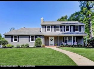 6 Ogden Ct, Middletown, NJ 07748