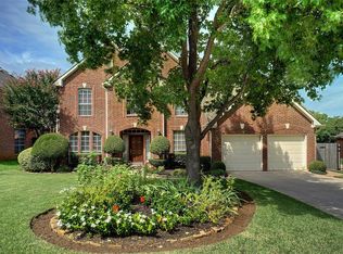 1910 Fair Field Dr, Grapevine, TX 76051