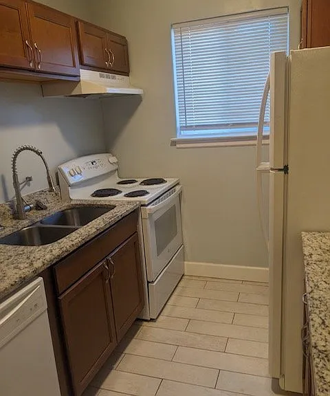 261 Arlington St #202 — Photo 1
