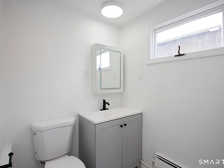 2879 Fairfield Ave #2 — Photo 8