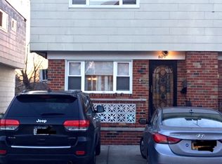 809 Vincent Ave, Bronx, NY 10465