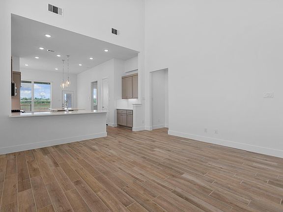 2nd image of 2803 Sunrise Field Dr