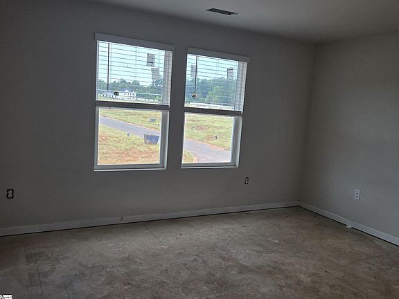 5th image of 292 Juniper Valley Cir