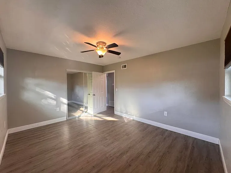 603 Ridge Blvd — Photo 14