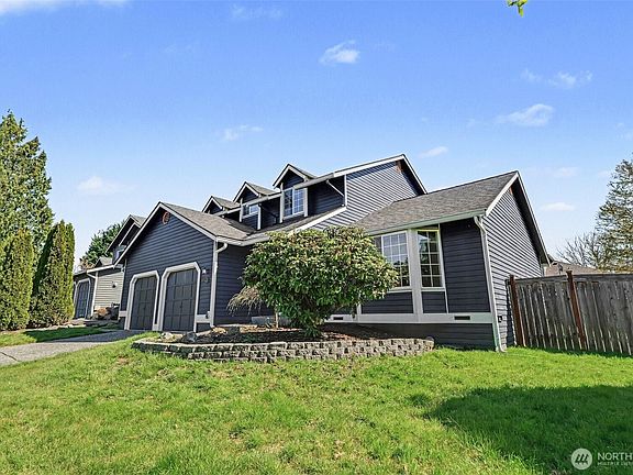 3rd image of 18131 26th Drive SE