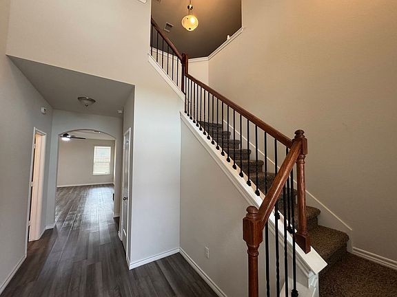 2nd image of 6149 Lavaca Dr