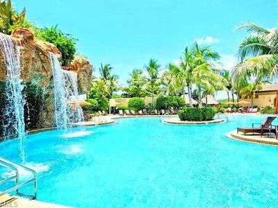 8145 Celeste Dr UNIT 3223, Naples, FL, 34113