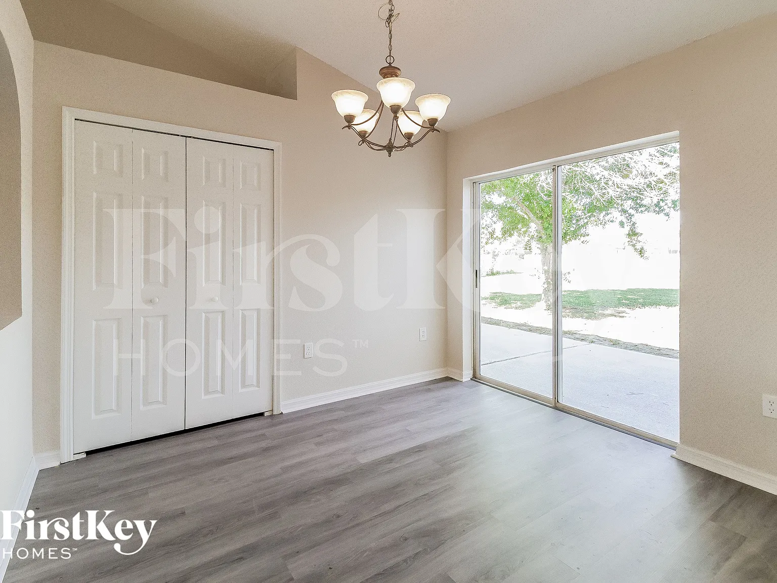 4 bed, 2.0 bath, 1730 sqft, $1,620 — Photo 4