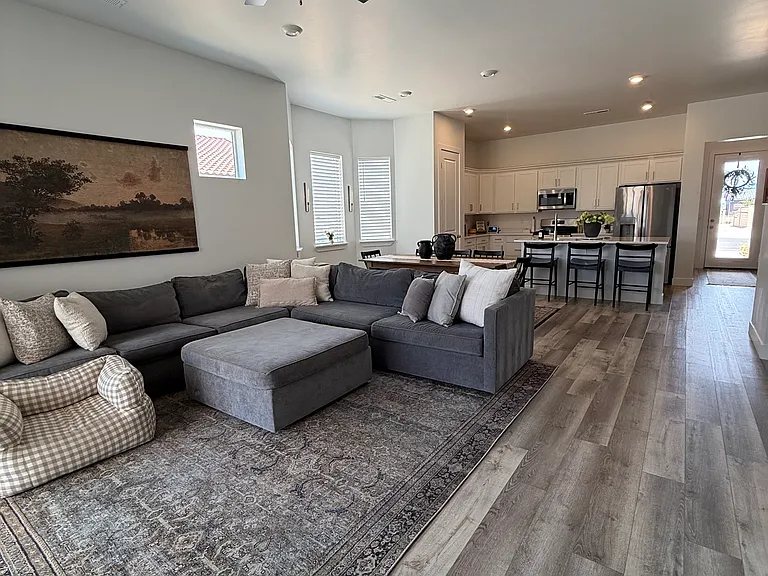 W Canyon Tree Dr — Photo 4