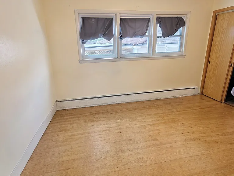 2325 N 75th Ave #2 — Photo 13