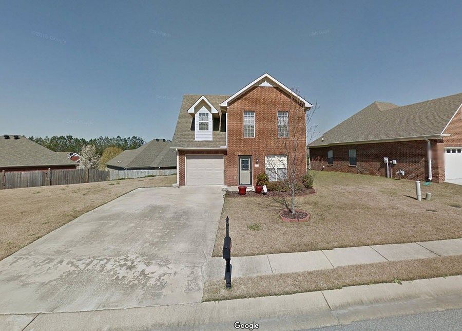 2nd image of 433 Daventry Cir