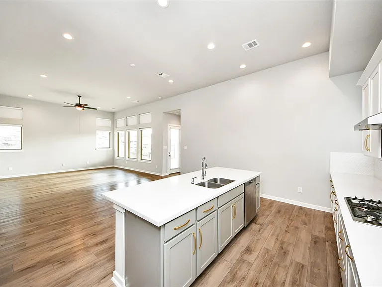 2901 Apple Rose Ln — Photo 8