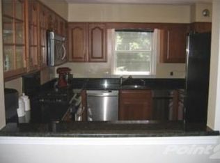 905 N Emerson St, Arlington, VA 22205
