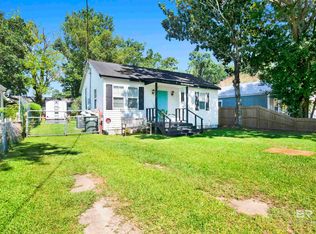 403 N Pine St, Foley, AL 36535