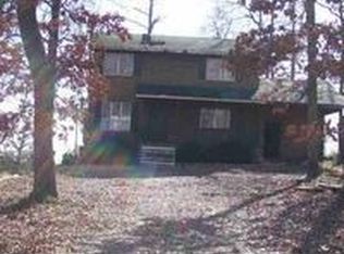 634 Red Hen Rd, Gladewater, TX 75647