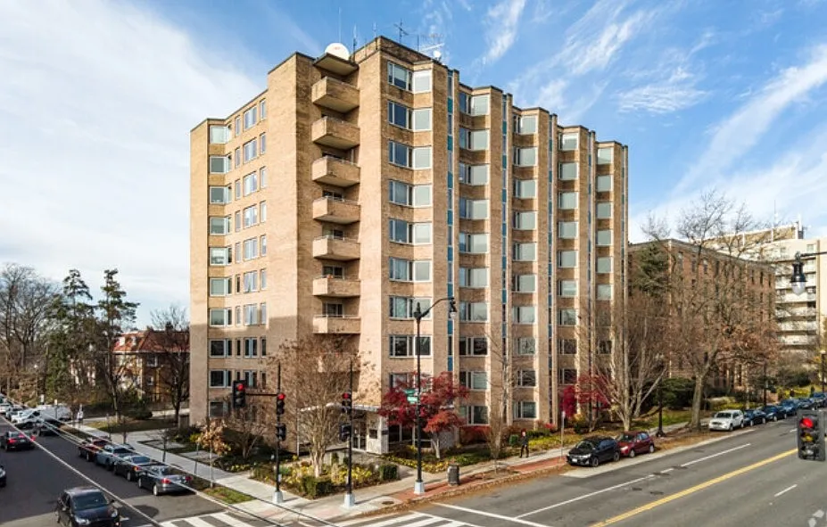 Studio, 480 sqft, $1,750 — Photo 4