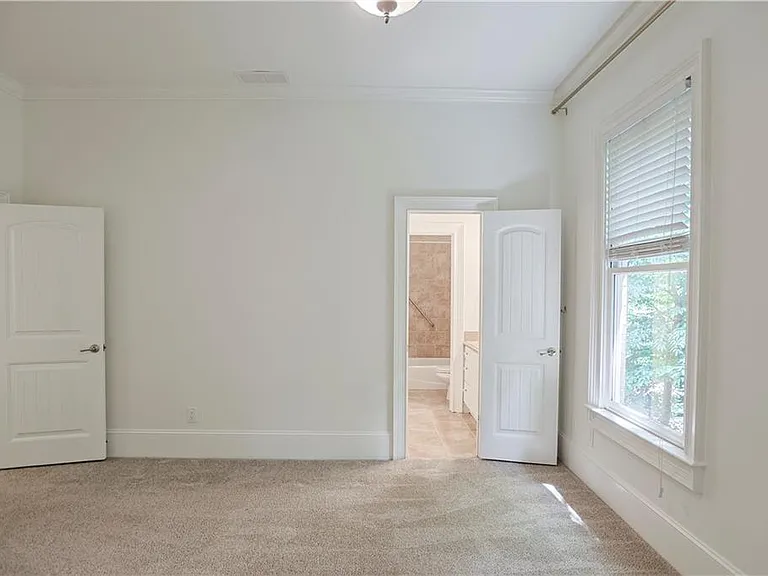 1296 Lenox Park Blvd — Photo 46