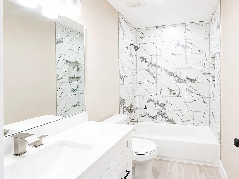 1206 Pinewood Ln — Photo 17