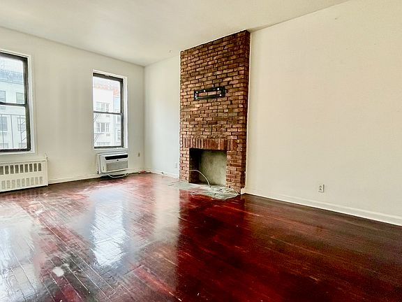 2nd image of 1702 2nd Ave APT 3C
