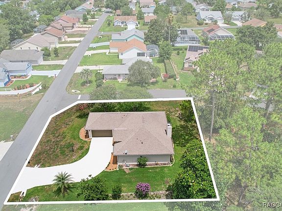 4th image of 631 W Barrymore Dr