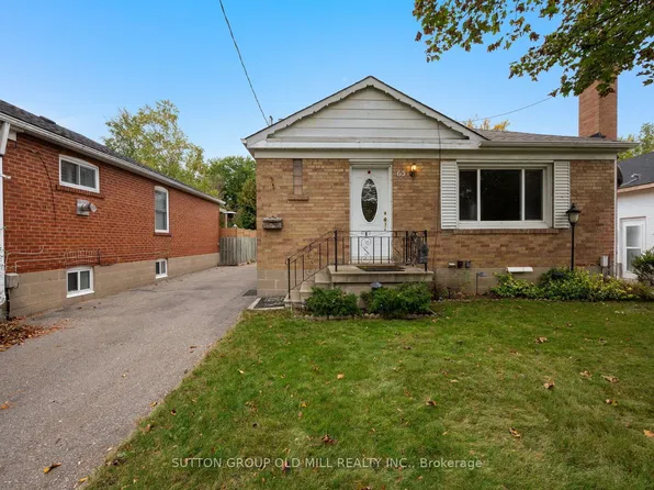 63 Westhead Rd, Toronto, ON M8W 4S2