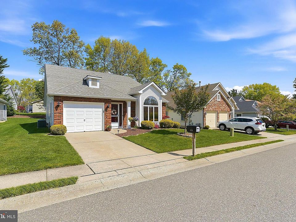 1st image of 1462 Burr Oak Rd