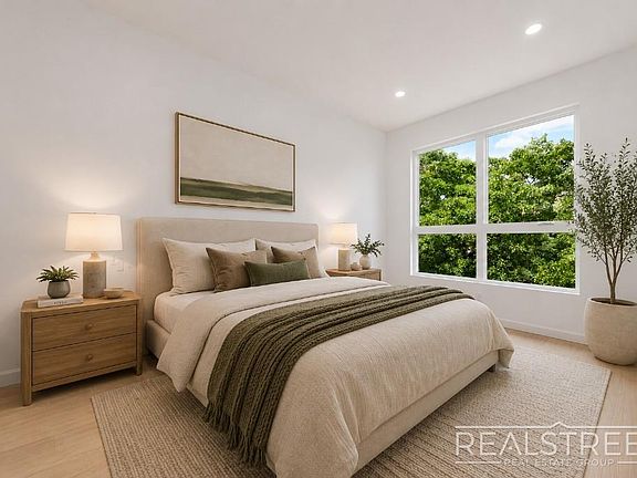 5th image of 1469 Dean St #2B