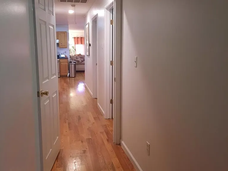 446 Marshall St #2 — Photo 8