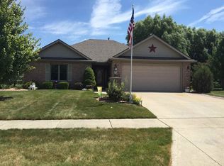 1513 Waynedale Dr, Garrett, IN 46738