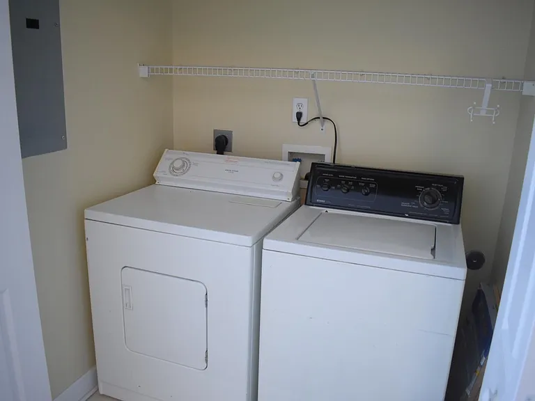 5006 Carleton Dr #66 — Photo 16