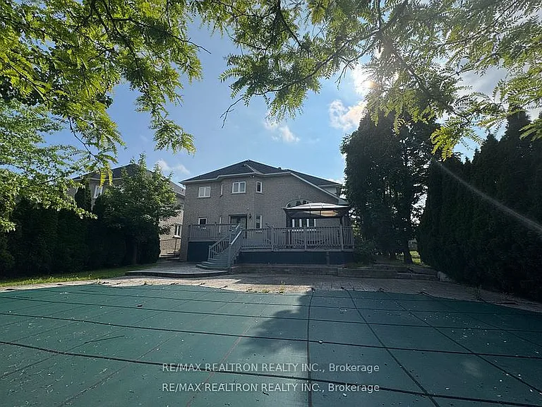 21 Goldring Cres — Photo 20