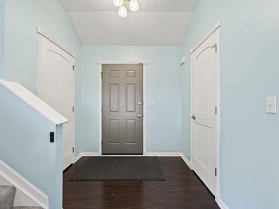 5th image of 247 Harbinger Dr