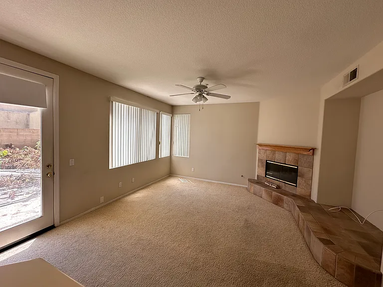 932 Torrey Pines Pl — Photo 16